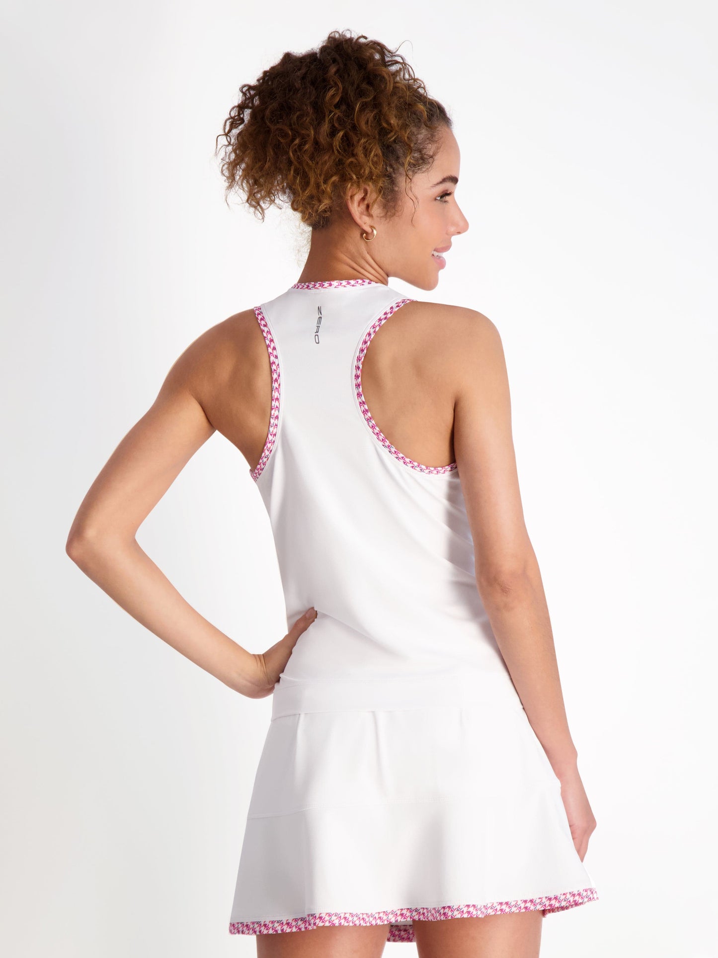 WHITE/KNOCKOUT