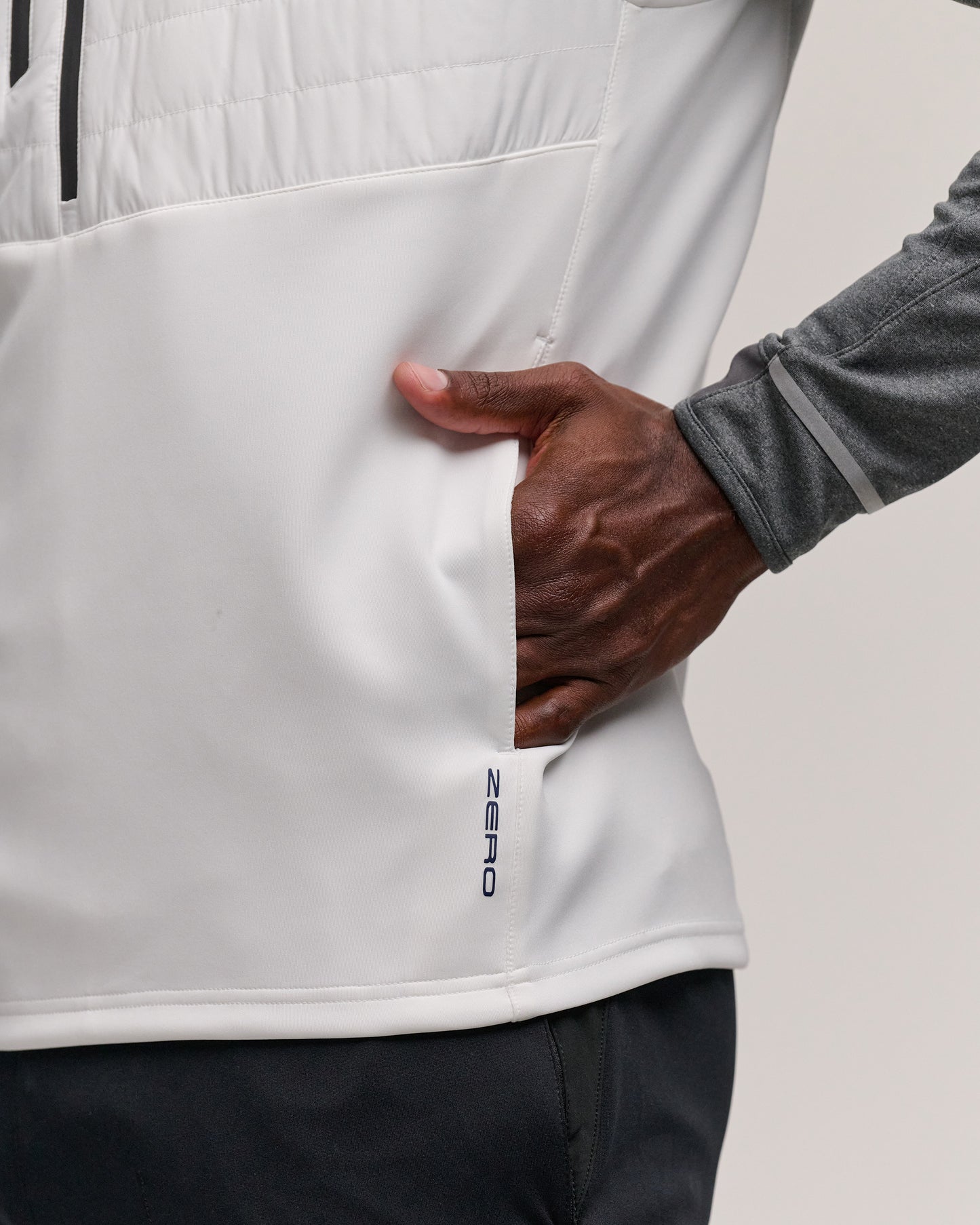 Z610 1/4 ZIP VEST