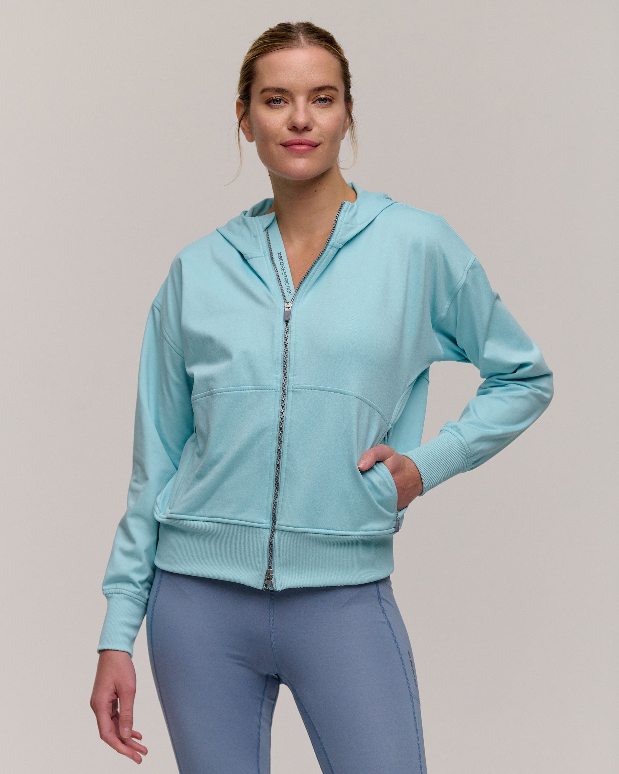 ZOE HOODIE